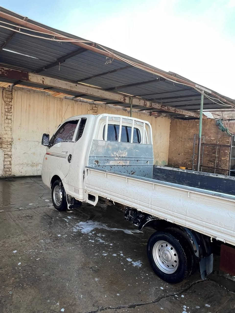 للبيع بورتر ادوات 2012گير اوتوماتيك
جاهزة من كلشي  
سعر 60 وبيها مجال ***********
