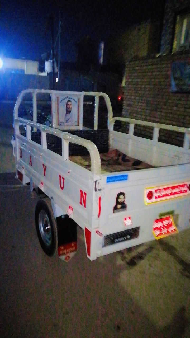 سلام عليكم  
ستوته للبيع  2019.  اوراق
ستوته جاهزه مابيه نقص محرك ما مفتوح
 مكاني شطره السعر مليونين 100وبيه مجال الشراي يتصل  ***********🫱🏽‍🫲🏻
