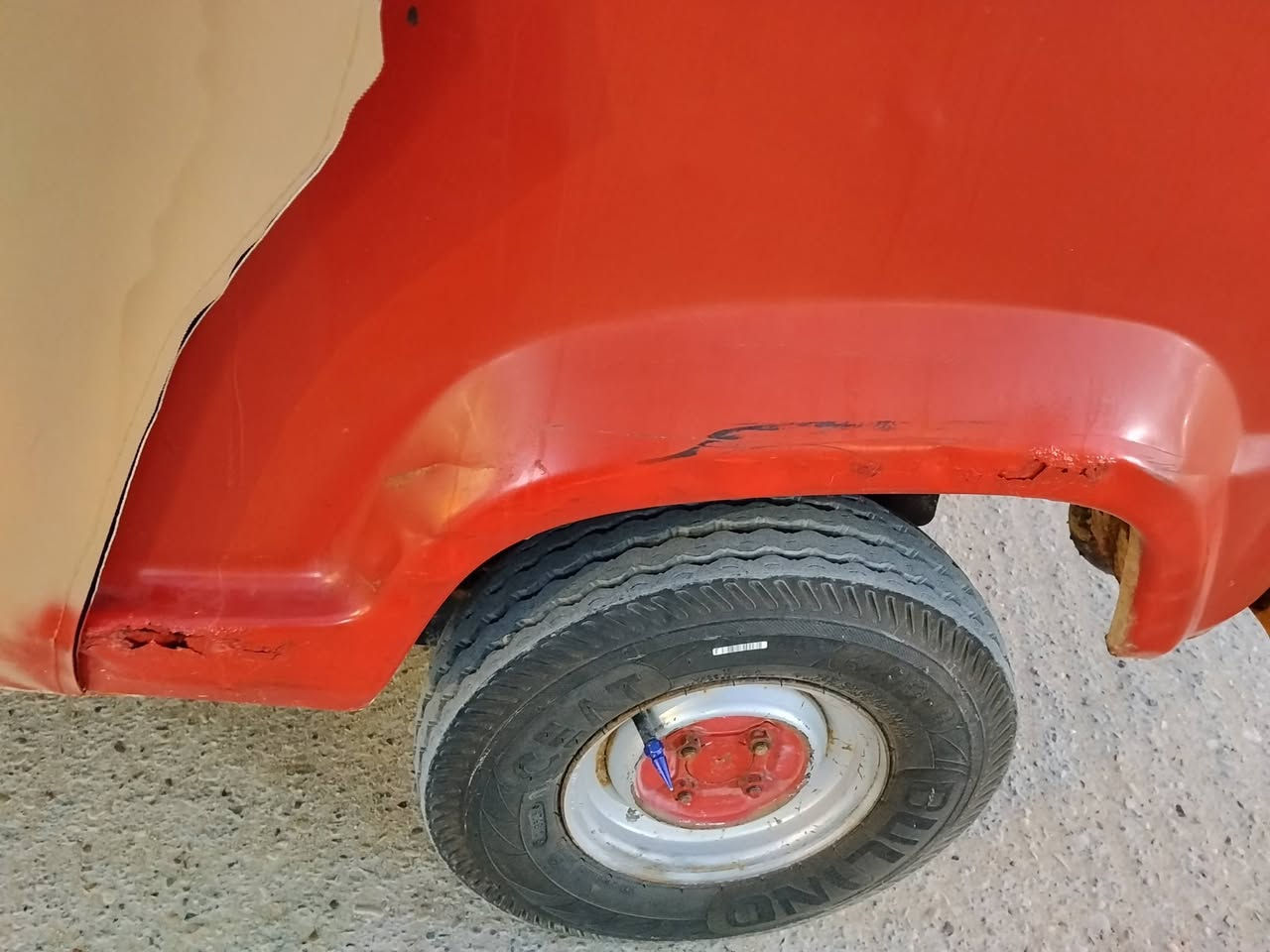 سلام عليكم تكتك للبيع تفيسس موديل 2020 سنويه تقره 2021 سعر خمسة ونص *********** المحرك كفاله
