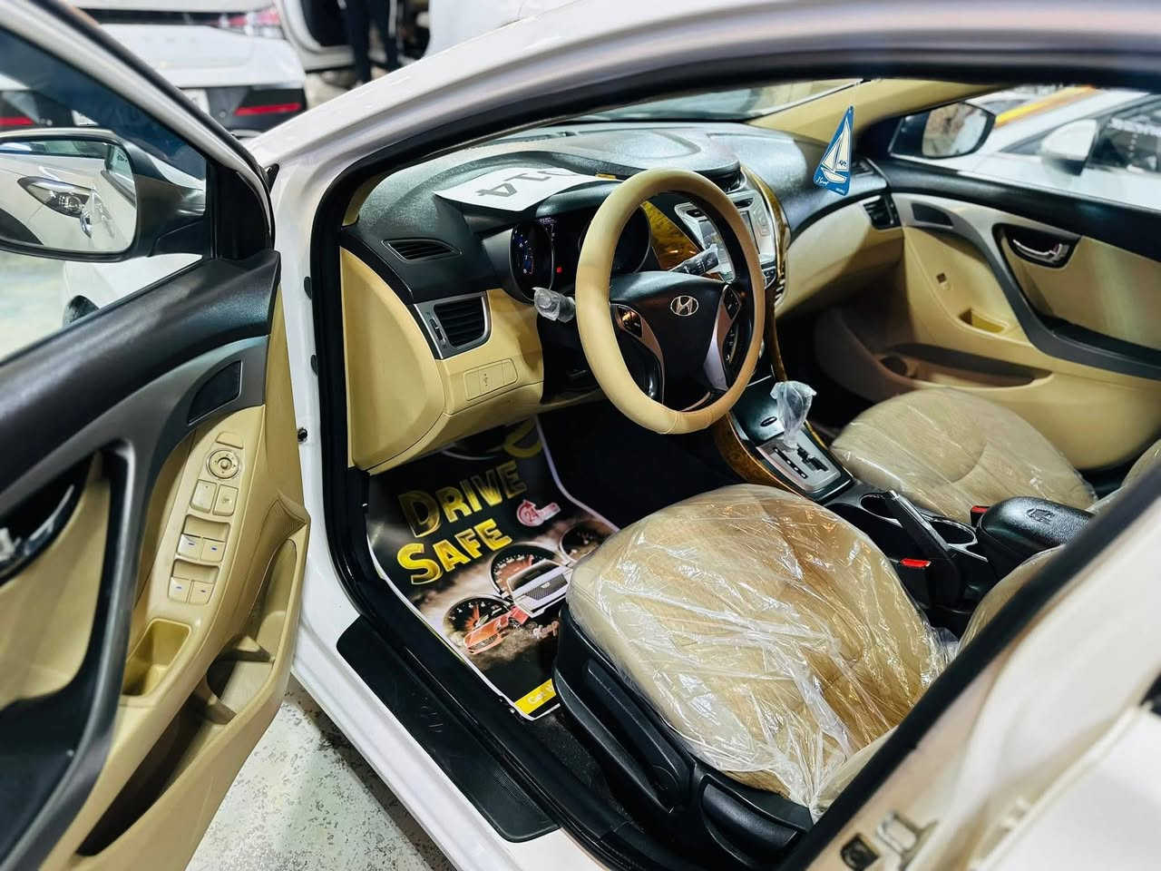 النترا 2014كفاله رقم بغداد
👨‍❤️‍👨👨‍❤️‍👨 معرض قلعة اربيل لتجارة السياراة الحديثه 👨‍❤️‍👨👨‍❤️‍👨

🅿️🅿️  . هيونداي النترا    ELANTRA  

🅿️🅿️ موديل 2014    ☀️   
زورو رابط المعرض لتحصل ع كل ماهوه جديد

https://www.tiktok.com/@eyhib2?_t=ZS-8zPf8ZzTqsS&_r=1

‼️السعر   134$  ‼️

🅿️🅿️ 👍مكان السياره بالحله المعارض الي ع طريق النجف  الاشرف 

🅿️🅿️مرقم بغداد لوحه وهزه جديده 
      
🅿️🅿️ مكفوله كفاله عامه 
   
🅿️🅿️للون ابيض 🤍🤍🤍

🅿️🅿️داخل صاج

🅿️🅿️

🅿️🅿️داخل مخمل    👍

🅿️🅿️سلايد روف فتحة 

🅿️🅿️نظام التشغيل سويج عدد 

🅿️🅿️حجم المحرك1800 مامفتوح مكفول

🅿️🅿️

🅿️🅿️تبريد امامي 

🅿️🅿️المري قابلة للطي AUTO 

🅿️🅿️اشاير بلمرايا 

🅿️🅿️تحكم مقود جهتان 

🅿️🅿️شاشة  حجم كبير
 
🅿️🅿️

🅿️🅿️كاميرا دوارة 

🅿️🅿️يدة ابواب المنيوم 

‼️السيارة مكفوله من الصبغ والتبديل ‼️

🅿️🅿️للاستفساراكثر اتصل على الأرقام التالية 👍

📲📲📲📲📲📲📲📲📲📲📲📲📲📲📲📲📲

***********   ايهاب الطائي 

*********** حيدر الخفاجي

*********** سهاب الطائي 

https://www.facebook.com/groups/751367581619728/?ref=share_group_link

📍📍📍📍📍📍📍📍📍📍📍📍📍📍📍📍📍

العنوان... بابل... طريق حله نجف معرض قلعة اربيل لتجارة السياراة الحديثه 

💯💯💯💯💯💯💯💯💯💯💯💯💯💯💯💯💯

💙نحرص على كل مانقدمة لزبائننا من تميز و جودة تليق بكم القادم أرقى واجمل قم بزيارتنا ولا تندم💙
