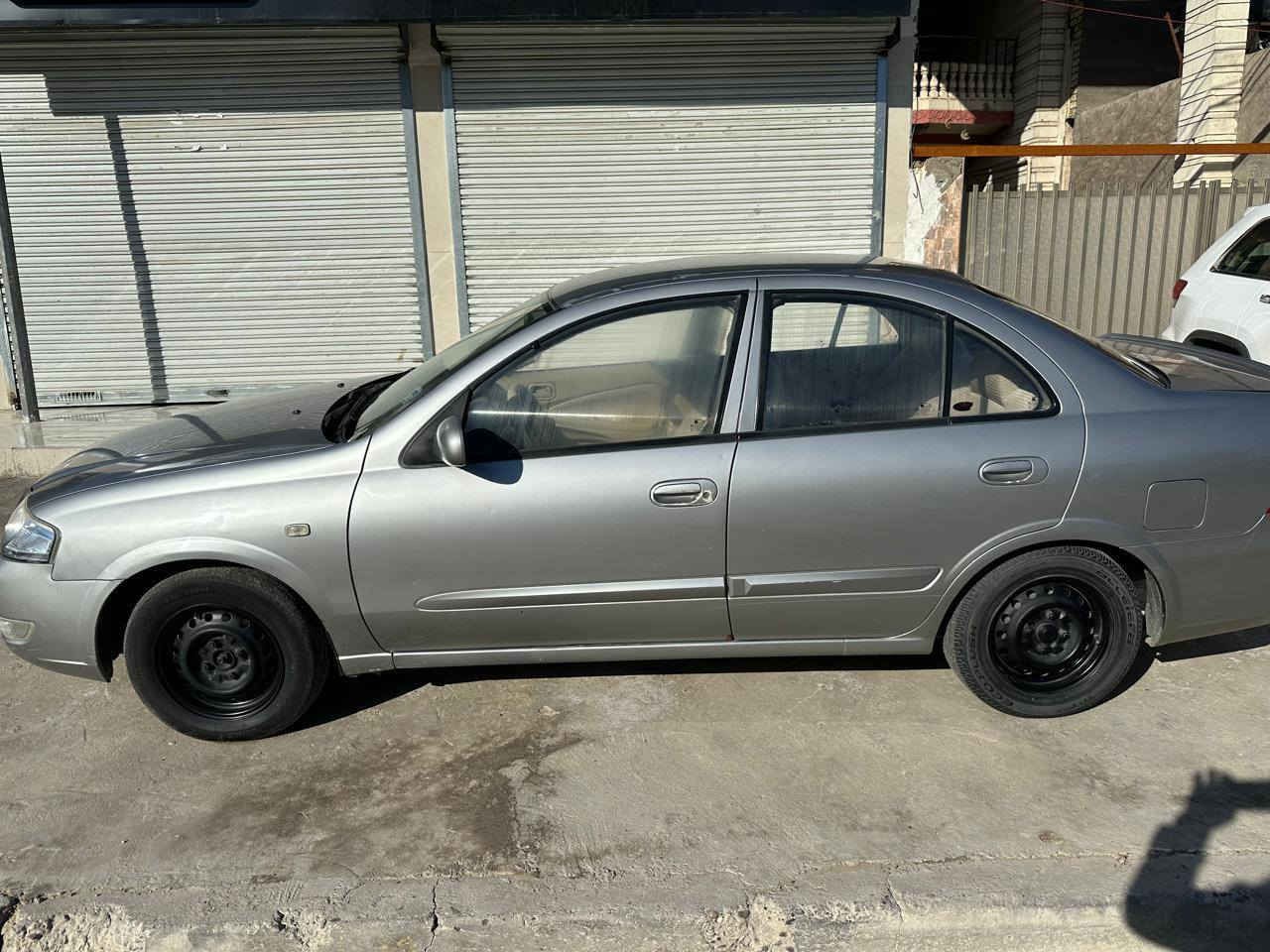 السلام عليكم نيسان سني موديل ٢٠٠٨ لون رصاصي  مكفولة من صبغ السعر ٩٠ ورقةللاتصال ***********
