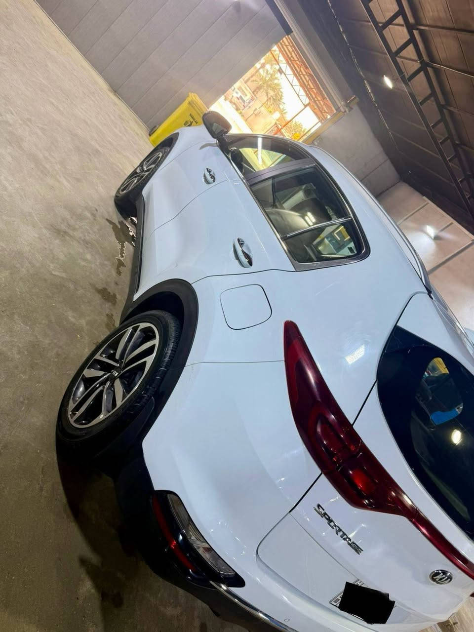 سلام عليكم سبورتج خليجي 2020 ماشية 90 سيارة جديدة ما بيهة اي نقص نص مواصفات  تحكم فول   السونار مرفق بل منشور    السعر 195 بيها مجال           العنوان بغداد البعيثة لا تصال ***********
