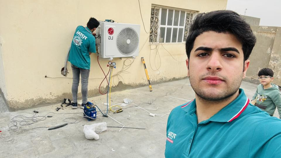 مختار العبودي للتبريد *********** 
توجد ورشه متنقلة في جميع أنحاء النجف الاشرف 
جاهزون لنتصيب السبالت المركزيه والسبالت الكاسيت ضمان حقيقي في حال كان هناك أي مشاكل في العمل
