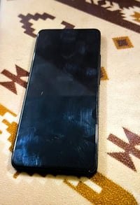 من رخصة الادمن بوكو اكس ٦ برو ٥جي جهاز نضيف كلش ما مبدل بي كلشي ذاكره ...