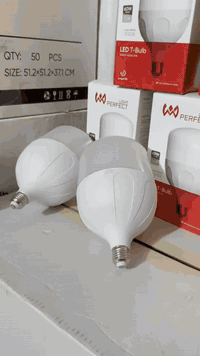 #مصباح 60 واط حجم عملاق 
التعبئة 30 قطعة 
السعر ١٦٠٠ دينار فقط 
#توصيل #مجاني لجميع #محافظات #العراق 
للطلب 
***********
0770676941
