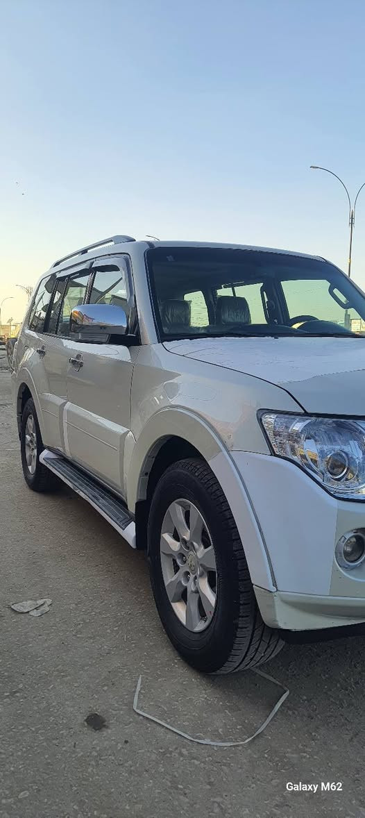 باجيرو 2010 للبيع
حبتور فول مواصفات 
محرك 3500c ما مفتوح 
ماشيه 150.km
جاهزة بدون اي نقص 
كفالة عدا كارت بسيط خشم الجاملغ الامامي  مقدار شبر 
السعر 152$ 
العنوان بابل حي الجزائر 
***********
