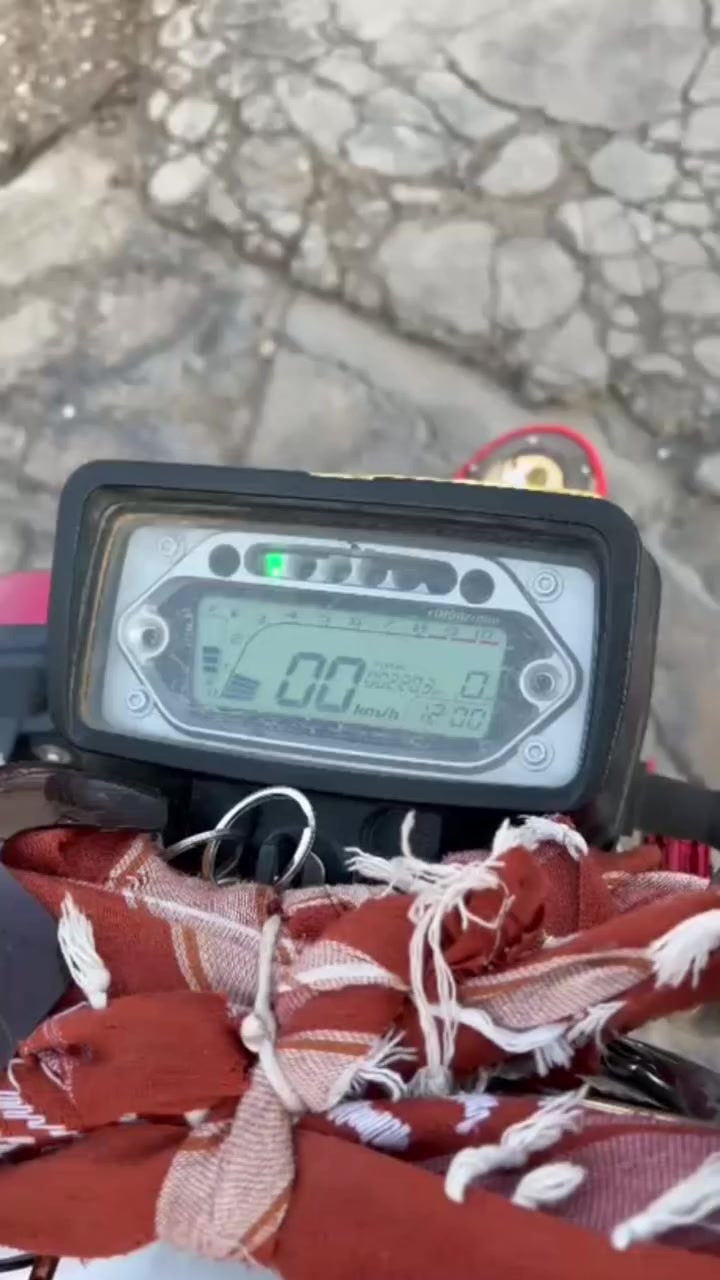 هونزده سيفان 
مابيها اي نقص
تاير خلفي جديد 
بريك خلفي عنبار ودسك بلاد 
دشبول اكتروني ايراني اصل 
دراجه مفتوحه لغرض تزويد شاديلها بستم ناصي 
ولفات بلاد ولفات بلاد مال دراجه نكره سلف 
س ع ر 550بيها مجال بصيط 
مكاني شهر بأن 
***********
