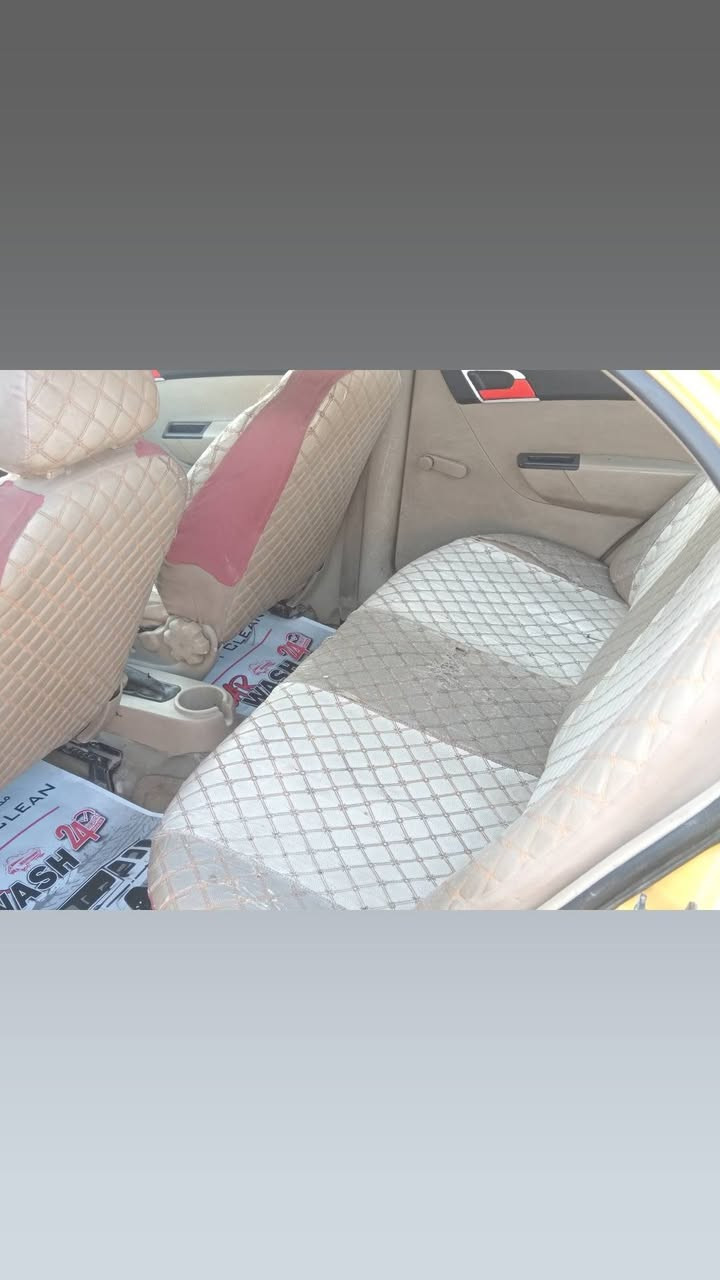 سلام عليكم افيو موديل 10 الرقم الجديد الانجليزي خليجي للبيع مكينه وكير عادي شرط  حداديه جديده تخم تاير جديد سيارة ماتذب عليه ربع السعر 52 وبيه مجال قليل مكان السيارة النجف ملحق قرية الغدير انتصال عله الرقم ***********
