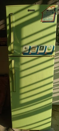 ثلاجه • نضيفه • بدون عطل