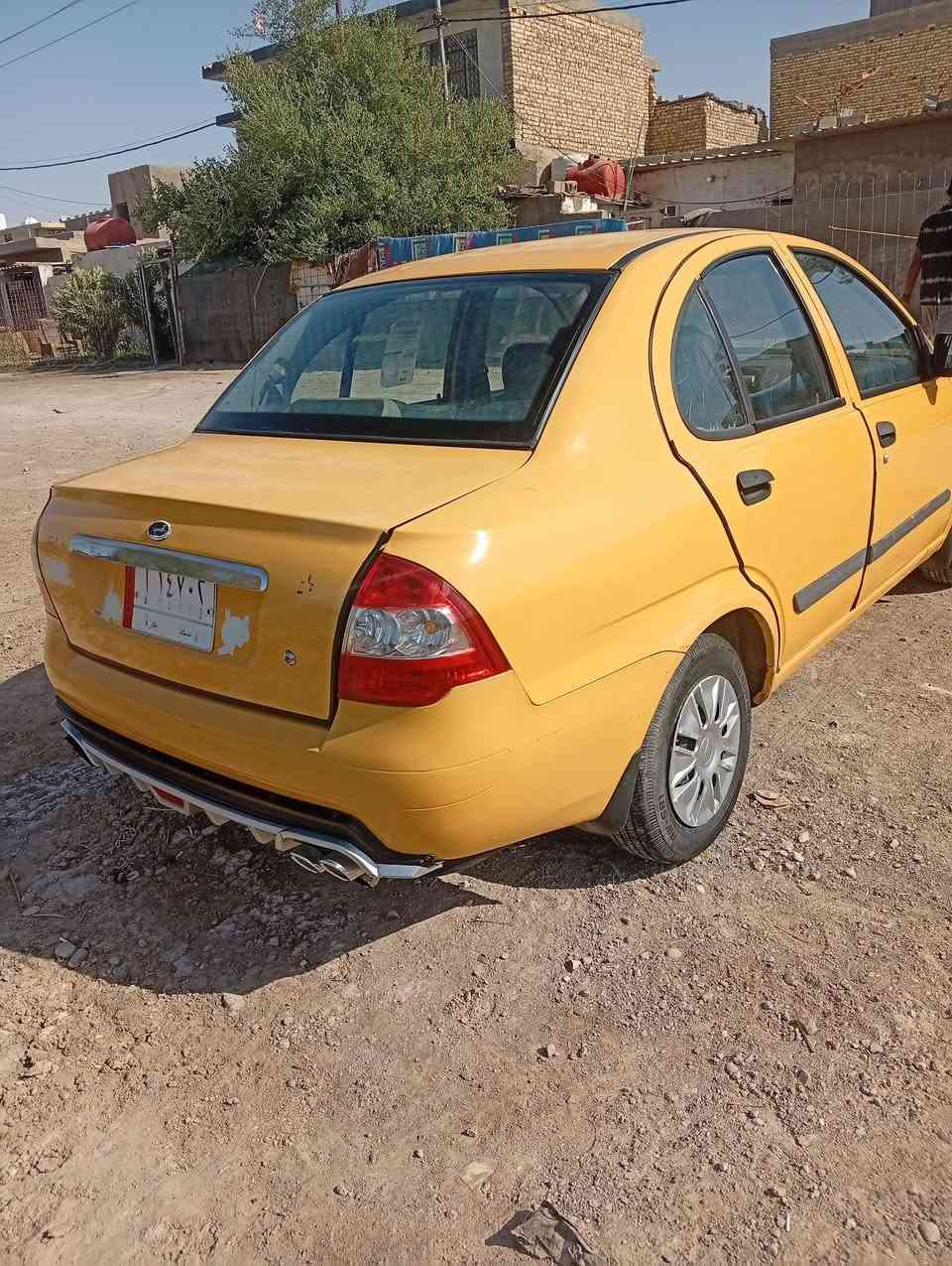 طيبه البيع موديل 2015جديد مكفولة تخم تاير و محرك وحداديه جديد مكفول سياره مكفوله رايده 40 وبيها مجال ***********//////***********
