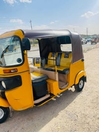 تكتك موديل 19 للبيع نضيفه ما ناقصها شي مرقمه با6مليون بغداد مدينه الصد...
