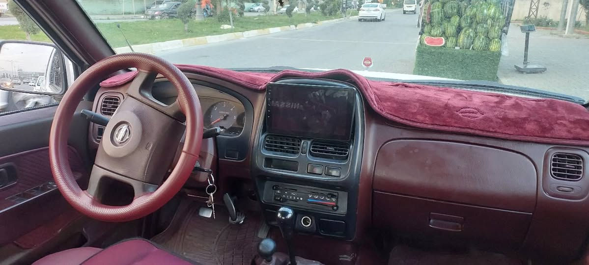 نیسان 2012هەمو گیانی بەشەرت گێڕ مەکینەی نەکراوەتەوە  دەبڵ ئەکسلی  چوار تایەی لۆک تەبرید  هیچ لێدرانی نیە  شوختو ساردە کوتی نیە  یەک پارچەی گۆڕاوە سەنەی تا 29تازەیە  145گەڵاو کەمێک محاملە***********
