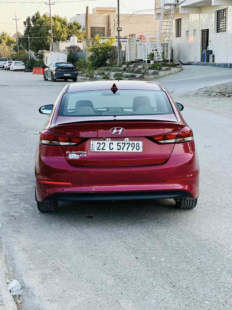 السلام عليكم ورحمة من رخصه الادمن للبيع هونداي النتره موديل ٢٠١٧ السياره أمريكيه حادثه جاملغ وبنيد والباقي كفاله شاصي لعود حوض تكم وقماره مكفولات كير ومكينه وحداديه وتخم تاير وتبريد مكفولات رقم أربيل انكليزي سنويه لل ٢٠٣٠ هزه جديده وأرقام جدد اتريد تحويل او وكاله اني حاضر مكينه ٢٠٠٠ دوش ماشيه ١١٩ ميل 
السعر ١١٣ وبيه مجال 
مكان السياره بابل تقاطع السده 
الهاتف *********** //// واتساب ***********
