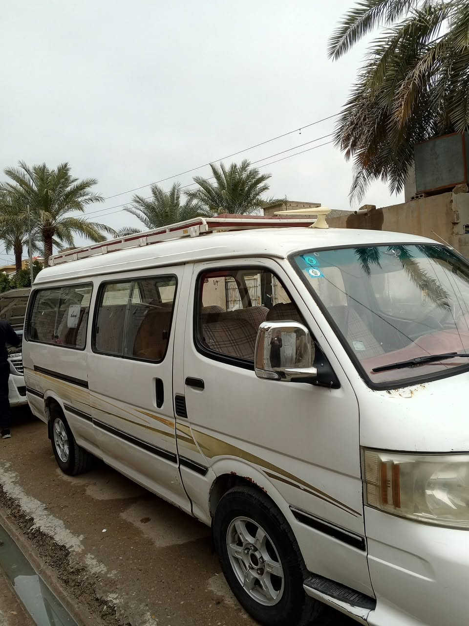 السلام عليكم فتون موديل 14 مكينه كير اكسل تخم تاير خير من الله رقم وسط سنويه لل 31 رقم شاصي شعار سياره جاهزه مكان ديالى 75 وبيه مجال *********** واتساب خاص فقط
