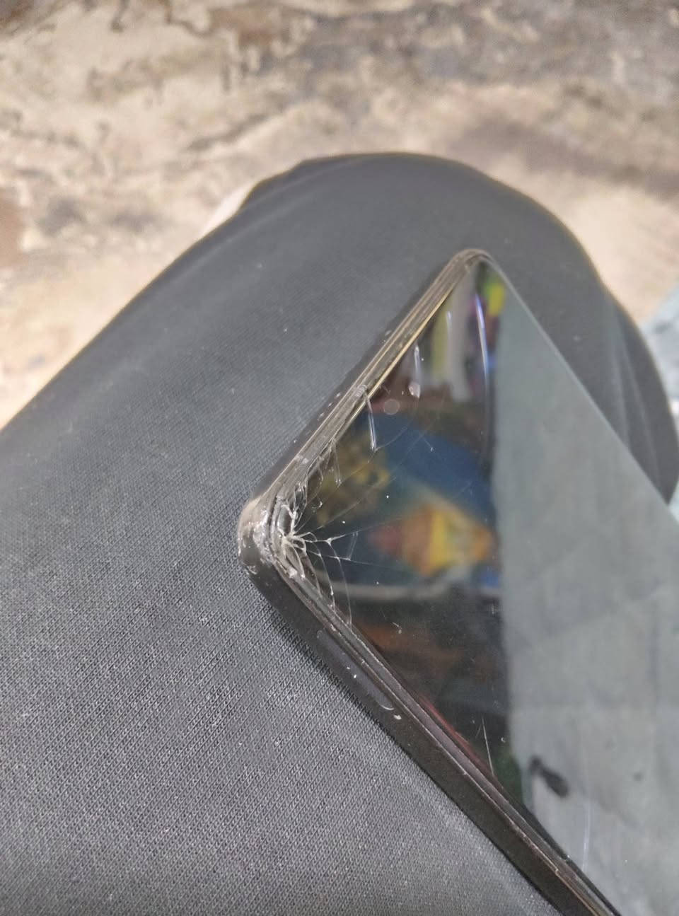 تكنو كامون 20 برو 5g للبيع ملحقات كامله كارتون وراسية شحن اصليه بس والواير مشتري اصلي شحن سريع بي كسر مثل مموضح بالصوره (والتلفون بي مشكلة يشتغل ساعه شويه ويطفه ويرجع يشتغل ماعرف شنو العطل مالته بورد لو بطاريه مادري) سعرك مكاني بغداد كراده داخل ***********
