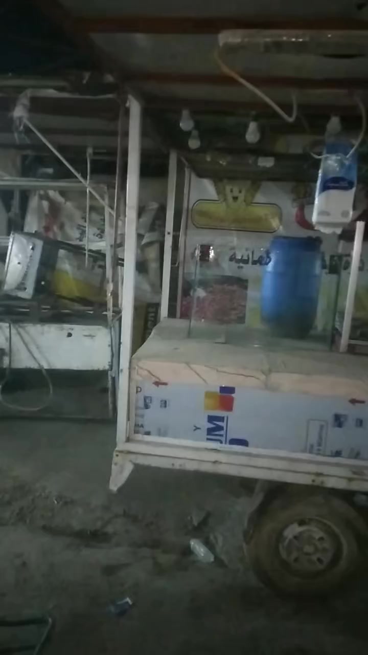 ستوته بدون محرك للبيع ترهم لكلشي 
سعر ٥٠٠ الف بغداد الشعب سوق شلال


**إذا كنت صاحب هذا الإعلان وتريد حذفه لأي سبب، رجاءا أرسل رسالة إلى الدعم الفني**