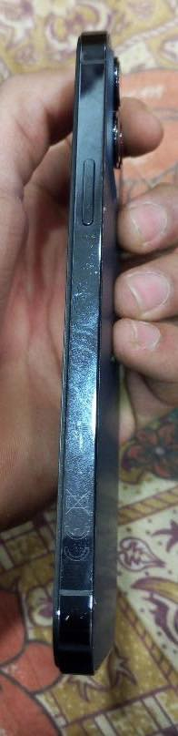 السلام عليكم أيفون 12 برو ماكس شرق اوسط (ماستر)للبيع
لون بحري مميزز  
بطاريه 100مبدله اصلي 
ذاكره 256
فيس إيدي شغال 
ماسترA/AA
شاصيه مكفول حتى من الزلغ
مبدل شاشه اصلي 3 خيارات وبيها ضمان ألوانها مثل الأصلي 
ولمسها بعد احسن من الأصلي باقي الجهاز على وضع الشركه حيل حيل نضيف 
السعر(475) وبيه مجال 
ماكو هيج نضافه ومستعجل على بعيته 
العنوان بغداد الحريه الثالثه 
الرقم/***********
واتساب موجود
