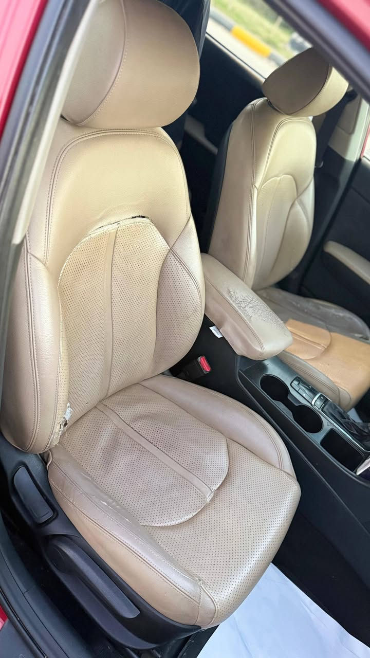 كيا اوبتما 2016 وارد كندي كلين
السياره بيها بارد ببدايه الجاملغ والبنيد 

بدون ايرباك 
السياره تجي بصمه 
كشنات جلد 
تدفئه كشنات اماميه + تدفئه ستيرن 
مرايات قلاب 
كشن السايق كهربائي 

ماشيه 207 الف كم 

السعر 150 وبيها مجال 

للاستفسار ***********
