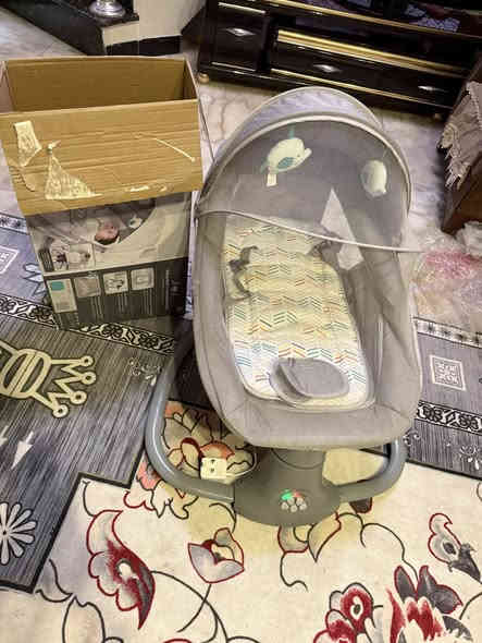 كرسي هزاز اطفال استعمال قليل نضافه90% السعر 45 ومجال بسيط للشراي الشراي يجي خاص *********** واتساب
