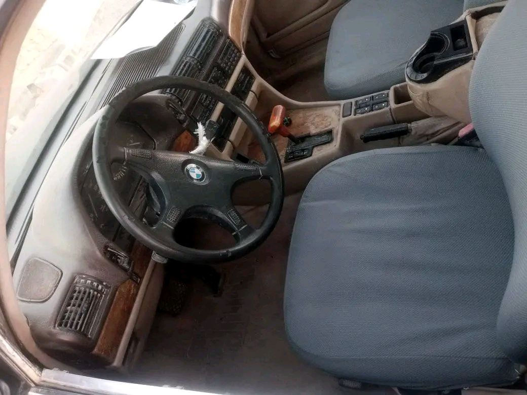 مكلف بلنشر السعر اتصل على الرقم بي ام دبليو 735 رقم انبار على البلاد  كير اوتو محرك كشر جيد كهربائيات الشركه سلايت جام كراسي كهرباء شغاله تايرات جدد *********** مكانها الانبار هيت
