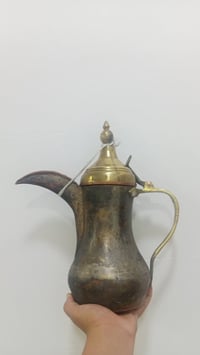 دله بغدادي قديم مختومة نظيفه قياس 34 سانتيم حجم كبير 07765174306