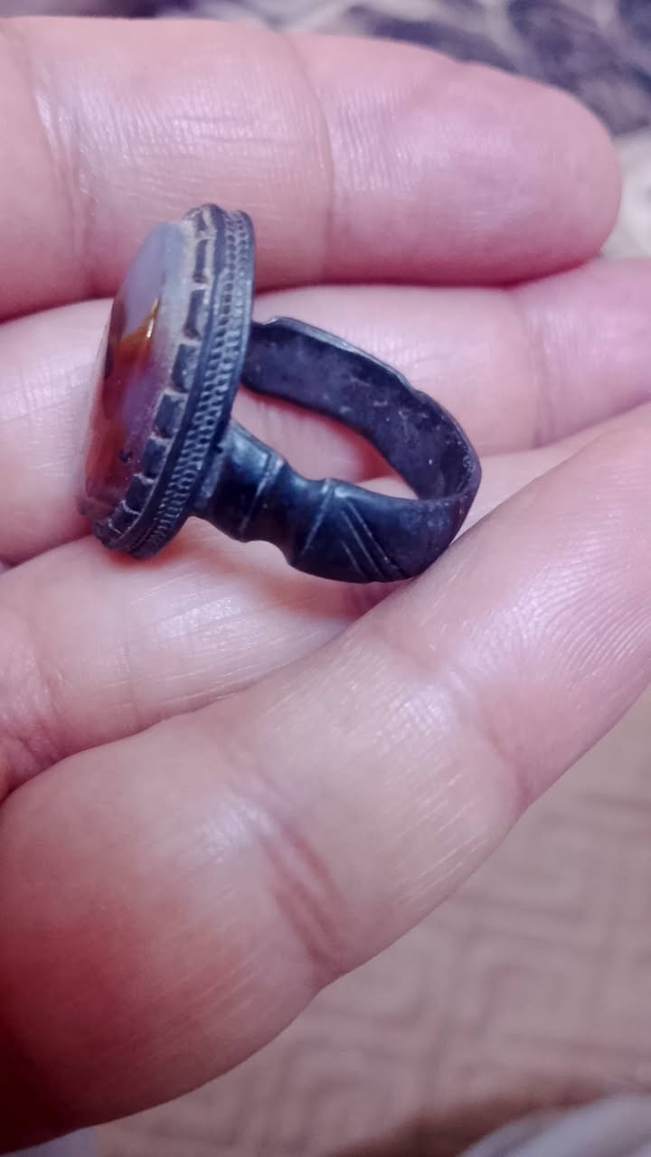 يماني مصور  رباني التصوير واضح***********
