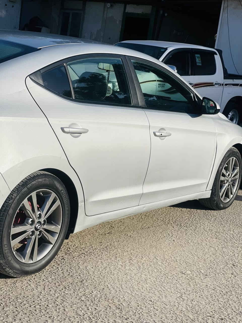 السلام عليكم الانتره للبيع موديل ٢٠١٧ وادر أمريكي الحادث جاملخ وبنيد السعر  110 وبيه مجال المكان بابل رقم الهاتف
 ‭***********
