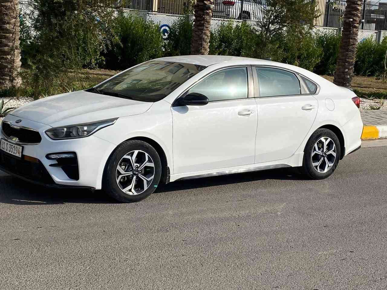 ســلـام عـلـيـكـم 
فورتي 2021 امريكي جـيـتـي  لـايــن حادثها تبديل بنيد وچاملغ محرك دوش 2000 گير AT فول مواصفات بصمة تشغيل وأبواب وجنطه رادار أشاير مري كاميره شاشة اعطال وبعد بيها هواي مواصفات
مواصفات جـيـتـي لـاين معروفه 
رقم بغداد دوولي تحويل مباشر سنويه لل2028 
وكل التفاصيل بالسونار مرفق بالمنشور 
السياره جاهزه من كلشي 
السعر 127 $
العنوان....
بغداد حي الاساتذه على خط سريع حي العامل مدخل حلويات الحمدانيه 
هاتف 
***********
***********
متوفر واتساب
