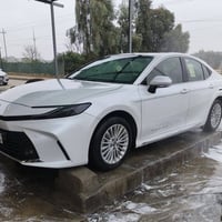 كاميري موديل 2025 بانزين سيارة جديدة ماشيه 11 كفاله عامه  محرك كير واي...