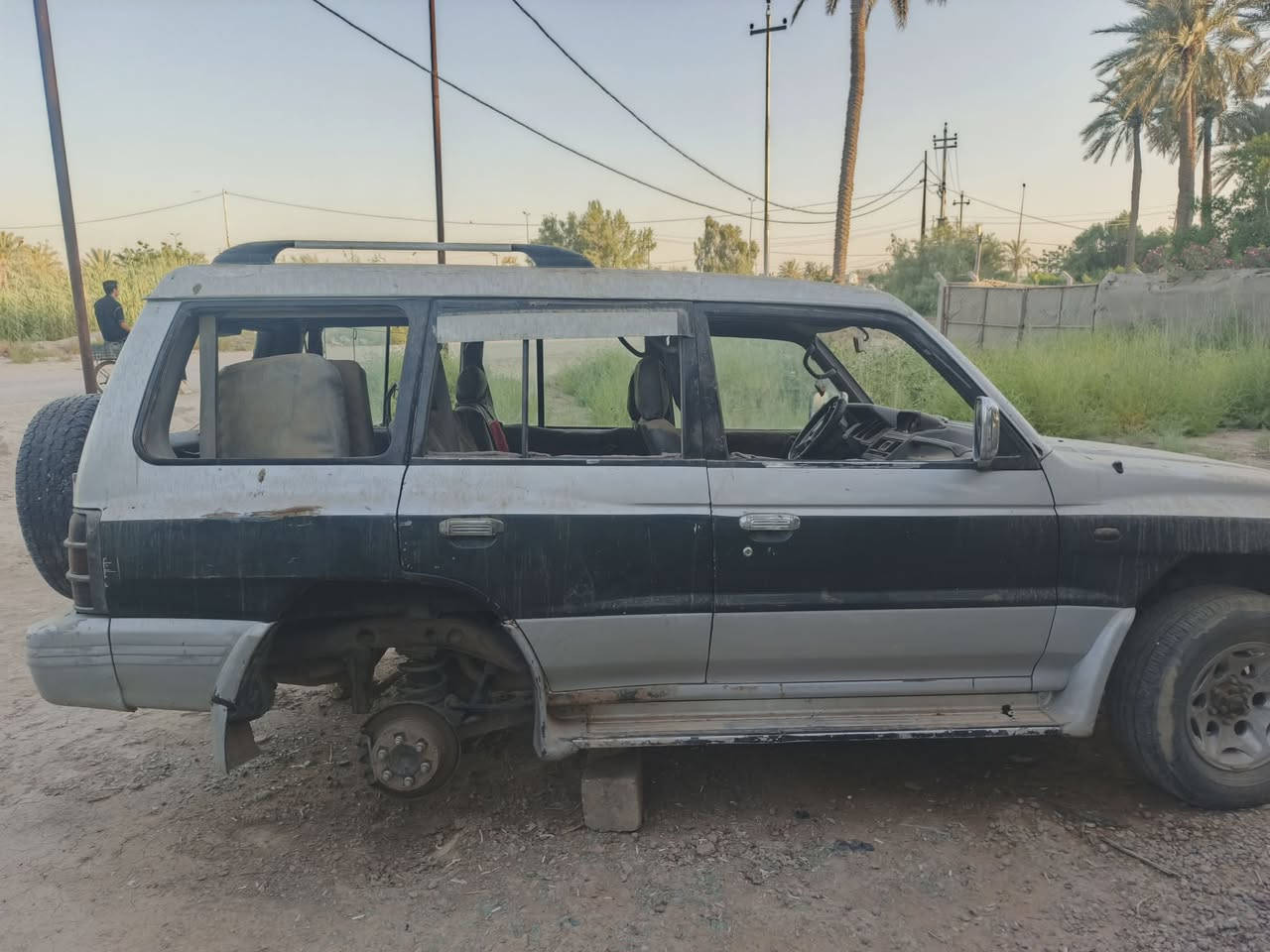باجيرو موديل 2000سنويه بسمي رقم بغداد حادث جام وياله ثنين وفلنجه فقط  تحويل شوكت متريد 32وبيها مجال لطيبين بابل ابو غرق الرقم ***********

