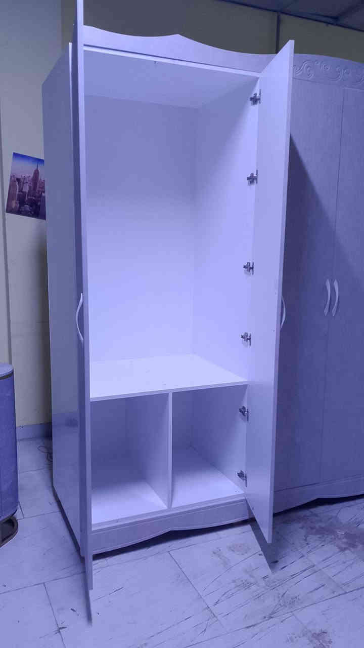 کانتور رصاصی یەک هەفتەیە دروست کراوە قوڵی ناوی 70 ییەکامل داری باڵۆن پرێسی ئەسڵە زۆر نوێیە ناونیشان هەولێر ***********
