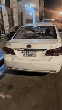 السلام عليكم سيارة بي واي دي موديل 2013 رقم بغداد انكليزي وسنويه لل2030وهزة بسمي شرط التحويل مباشر محرك وكير  بلادي بيه حادث من جهه السيق ومصلحه تجي وتفحص  السعر 52 ***********
‏صدر امامي خلفي جديد شاشة تحكم ستيرن ￼ سيارة جاهزة من كل شيء ‫ربع متصرف 
نقص كمبريسر عاطل ￼
