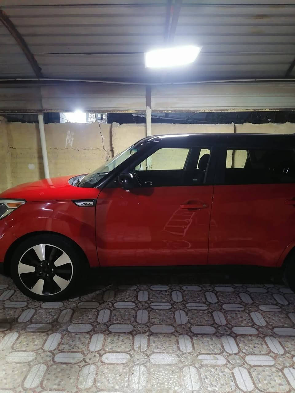 يالله السلام عليكم البيع ومراوس حسب قناعه صول موديل ١٩ رقم بابل انكليزي سنويه ٣١ توكلر بلد حادث بنيد مبدل بيهه ٤ قطع صبغ بدون داخل فقط رش ماشيه ٧١ مكينه ٢٠٠٠ شاشه كبيره بلاد سعر ١١٧ وبيهه مجال الشراي مكان بابل *********** وتساب متوفر
