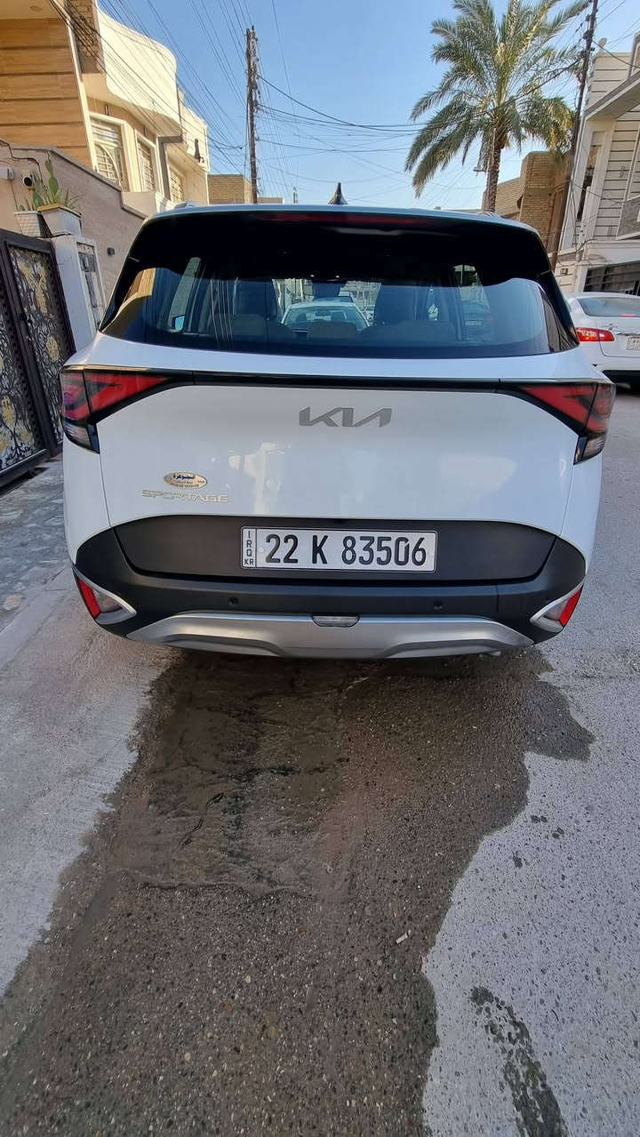 السلام عليكم للبيع كيا سبورتج موديل 2024
خليجية مكفولة من كلشي عدا ضربه بالجاملخ مصلح بي بي اف وتكحيل والجاملغ الثاني بي شخط خفيف وشوية فطر بالجامة الامامية موضحات بالصور

السيارة وضع  الشركة استخدام شخصي 

ماشية ٣٣ الف كيلو

السيارة رقم اربيل بسمي شرط التحويل

فول مواصفات 

السيارة بانوراما 

كشنات مخمل والاماميات كهرباء

صندوق كهرباء

كشنات تدفئة ستيرن تدفئة

بصمة ابواب وتشغيل 

كامرة دوارة

اريل افديشن

تحكم مقود جهتين

لد امامي خلفي 

مود درايف وايكو

قطعتين تبريد

شاحن واير ليس

حساس خلفي امامي

ويل كب 19

5 ويل كب

اشاير بل مري ومري شفط

سايد بريك بصمة 

السعر 220 وبيها مجال

العنوان بغداد السيدية

***********
