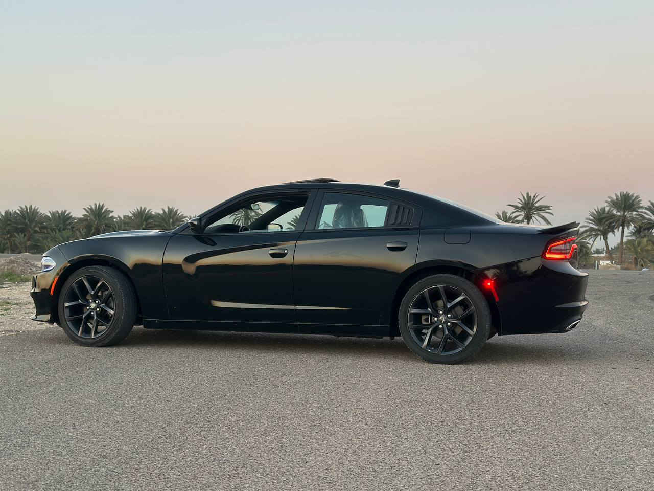 السلام عليكم
للبيع فقط بدون مراوس 
دوج جارجر 2023اخر اصدار 
رقم اربيل تحويل او وكاله حاضر
عداد المسافه 20
لون 🖤 فول مواصفات 
تبديل جاملغين وبنيد فقط بدون دواخل 
صور الحادث خاص /
 السعر  210 وبيه مجال 
للاستفسار ***********
