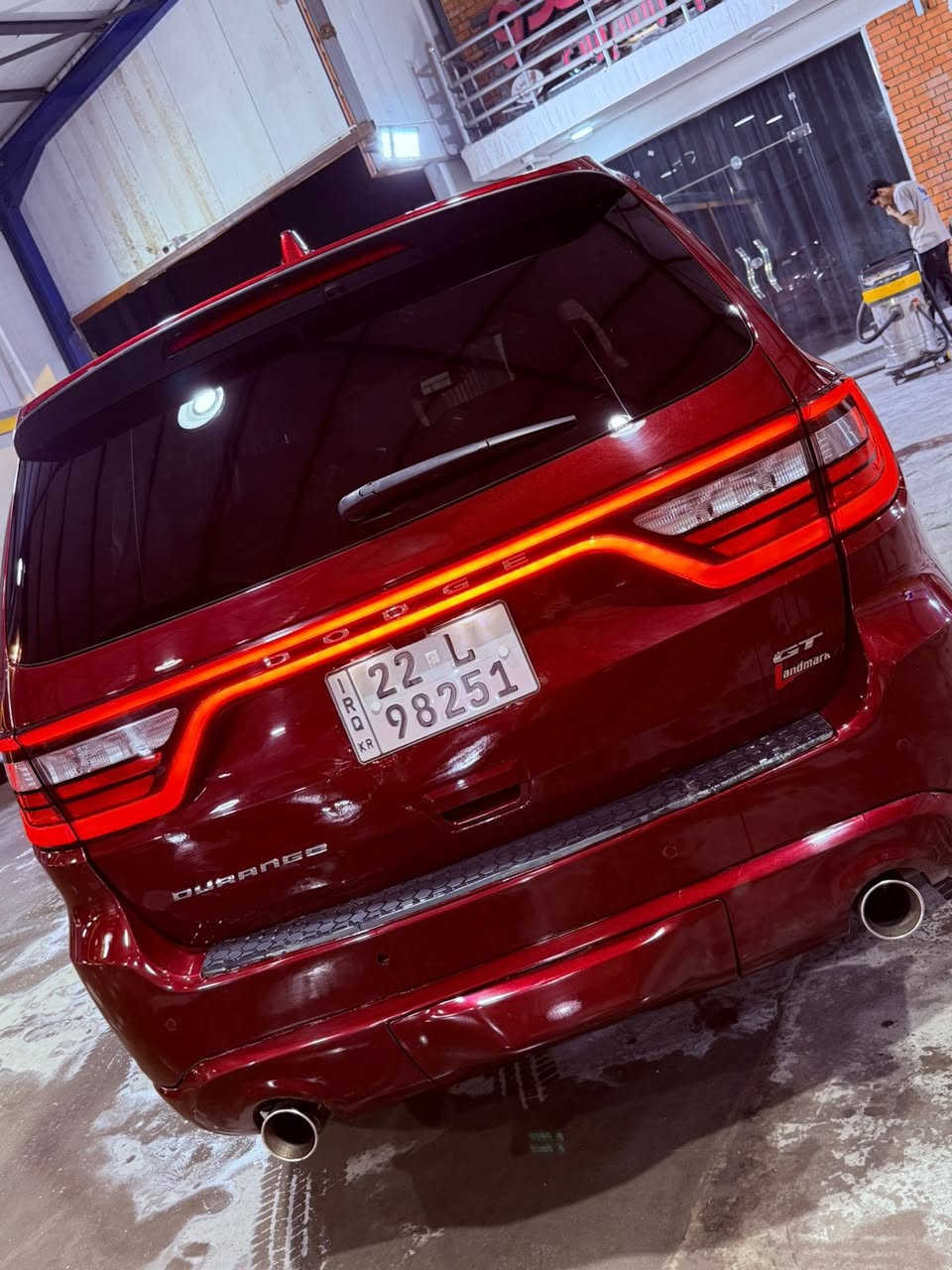 دوج دورنكو2022 محرك 6 سلندر GT
السياره بدون حادث مكفوله كفاله عامه 
ماشيه 19
وارد امريكي مرقمه على ايدي 
رقم اربيل تحويل ثاني يوم

1- محرك  6سلندر

 سلندر بخاصية توفير الوقود ECO 

3-  + جنطه كهرباء 

2-بصمه

5- حساسات خلفية اصل مع خاصية  

7- لايت ١٠٠واط اصلي مع حاجب LED . 

8-  مع تحرك المرايات الجانبية عند الرجوع الى الخلف حسب التحكم

9- السيارة  احدث نظام قيادة بالعالم 

10- ويل كب حجم20. طخم تايرات حديث 2020  

12- نظام صوت ٧ سماعات داخل السيارة 

14- تحكم ستيرن كامل امامي وخلفي 

15- شاشة دشبول لمس كبيرة  متكاملة الايعازات . وشاشة ٧ انج معلوملت السيارة والعطلات والرسائل... 

17- نظام AUX + Bluetooth . نظام ملاحة GBS شاشت تنته كبيره

+ ذاكرة ميموري كارد موضعي + USB 

18- مانع تزحلق (انزلاق) .

19- تبريد ٤ قطع اكثر من 10 مناف

20- الكشنات  جلد متصل  و تدفئة و تهوية و مع الستيرن تدفئة وتهوية والمقاعد الخلفية تدفئة

21- كاميرا خلفية دوارة HD 

22-إظهار ضغط الهواء في الاطارات. ومعلومات السيارة الكترونيا مثل كمية دهن محرك و درجة حرارة المحرك والكير والزيت وضغط الزيت الكتروني .

وباقي مواصفات الدورنكو ⁦✔️

للاتصال ***********
مكاني بغداد الحريه 

السعر 290💵
