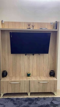 معرض للبيع • نضيف • خزائن