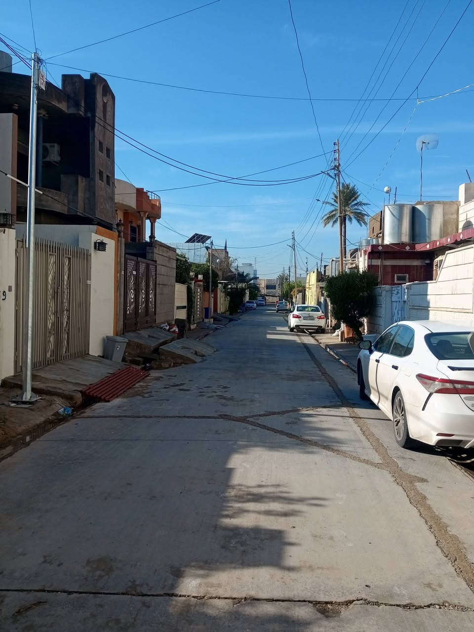 🛑أعلان 

دار للبيع طابو ملك صرف موقع راقي ومميز جداً 

🌍خلف المحكمة القديمة وقريب عن المدارس وكل الدوائر الحكومية 

🔴 بسعر القطعة 

المساحة 288 متر 

واجهة 12 متر 

للاستفسار اتصل ***********1 أو مراجعة المكتب الكائن شارع العام بأتجاه بغداد مقابل حلويات علي الحمداني وصيدلية سما طوز 
ومن الله التوفيق 🏡
