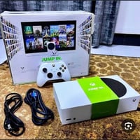 اكس بوكس سيريس اس • اصدار ٢٤ • مع ملحقات