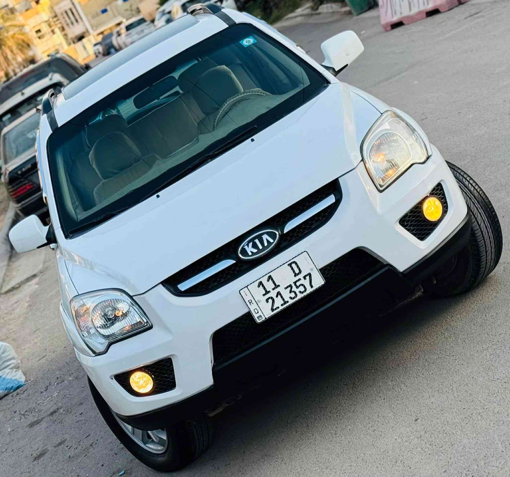 السلام عليكم عندي سبورتج خليجي ٢٠٠٩ رقم بغداد الدولي 
جديد سنويه وأرقام وهزه كله جديد بسمي تحويل ثاني يوم
سياره نضيفه وجاهزه مابيها نقص بيها صبخ بل جاملغ الأمامي والخلفي اثر طخات بدون اي دواخل فقط باقي مكفول 
محرك ٢٠٠٠ دوش المرغوب 
فووول مواصفات 
فتحه سلايت 
ويل كب 
اي بي اس 
دبل كزوز 
داخل بيجي 
صاجات 
حساس خلفي 
محرك ٢٠٠٠ دوش 
سياره نضيفه وجاهزه 
مكان السياره بغداد 
عارضها ب ١٠٤ وبيها مجال للشراي 
وهذا رقمي 
***********
