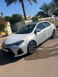 للبيع كورلا 2017 امريكي فول 1/1 SE بصمه - فتحه سقف - بصمه ابواب - بصمه...