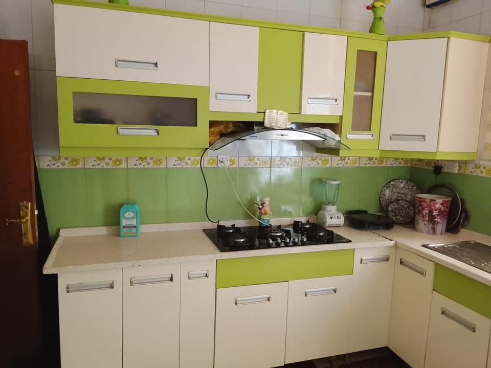 كاونتر اج دي اف من الداخل والخارج جديد  مخلي مجرد شكل بالمطبخ البارد مع طباخ وساحبة ايضا جديدات قياسه مترين وقياس السنك مترين وشوي للبيع المكان ميسان السعر كامل 650 للتواصل واتساب على الرقم ***********
