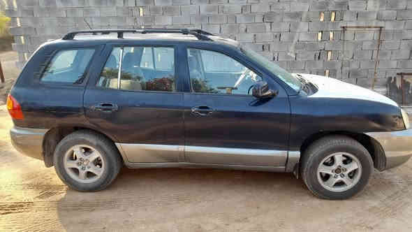 للبيع او المراوس سنتافي 2004 رقم بغداد بسمي رقم دولي سنويه29 شادله منضومة غاز سياره  حلوه مال جناي السعر 65 للاتصال ***********
