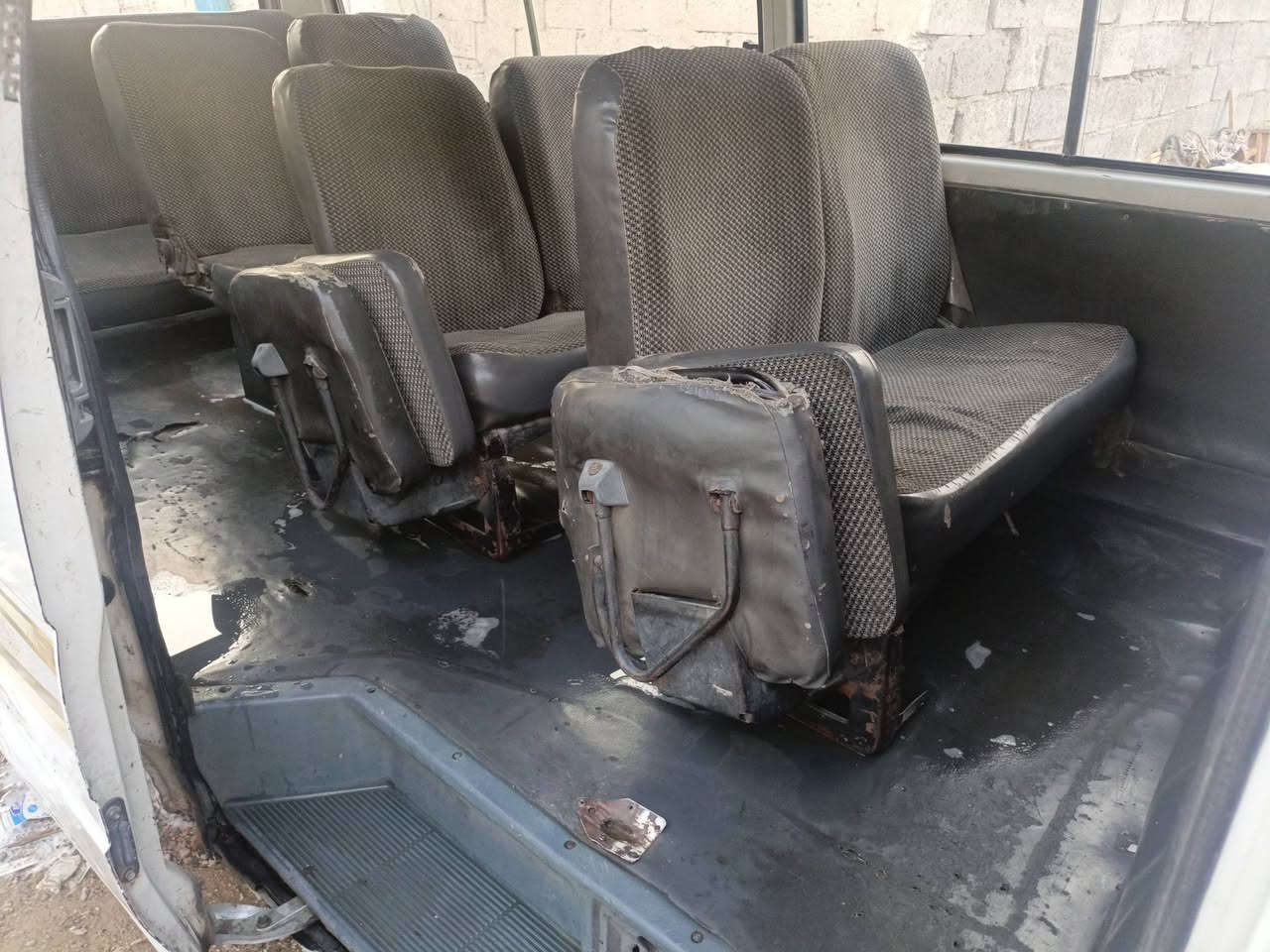 سلام عليكم لبيع فتون 2009 محرك ستاركس 3000 السعر 22 ورقه راعيها موجود مطلوبه مليونين ويا التحويل على المشتري لبكان لدوره أبو تشير ***********
