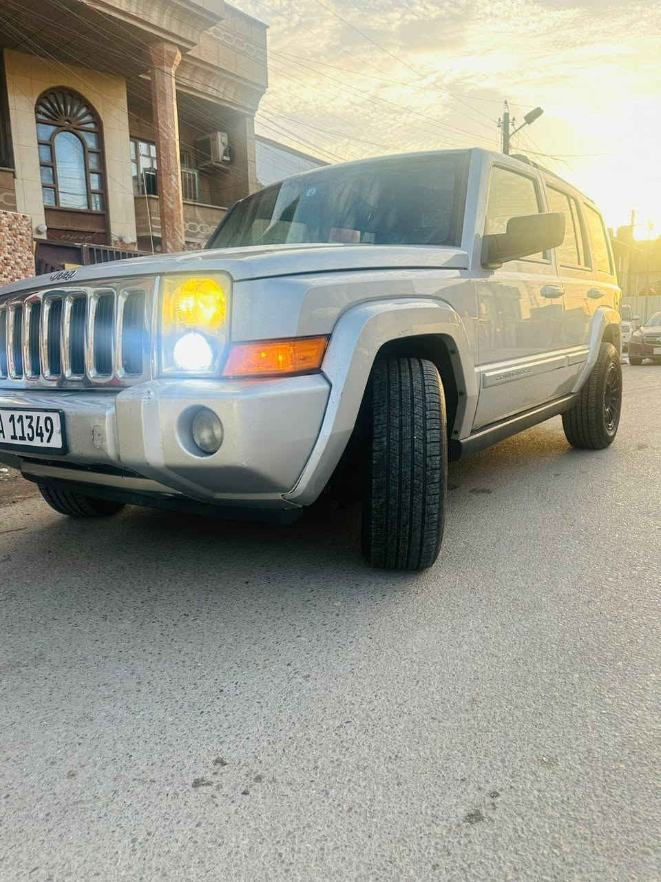 جيب كوماندر 2010
سياره مكفوله من الضربه والصبغ والتبديل 
ماشيه 145 الف
رقم ديالى الدولي 
وين ميعجبك اتحوله بسمك
مكانه السياره بغداد 
السعر 110
المكان بغداد 
الرقم ***********
