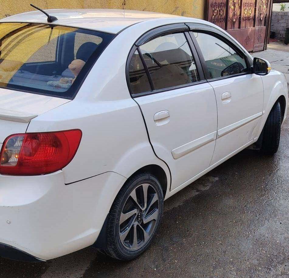 السلام عليكم
كيا ريو موديل 11 مكفوله من الصبغ والتبديل بيه هيج طخات حيل بسيطه رقم بغداد شرط التحويل السياره ممتعوبه مال مدرس يروح لدوام ويرجع سياره نضيفه بمعنه الكلمه محرك كير حداديه كله خير من الله السياره مكانه بغداد المشاهده وره منطقة التاجي سعر 100 وبيه مجال حك الجيه استفسار ***********
