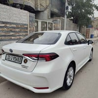 كورولاهايبرد موديل 2024  ماشيه 57kmالف   سياره على وضعيت لشركه اخت لزي...