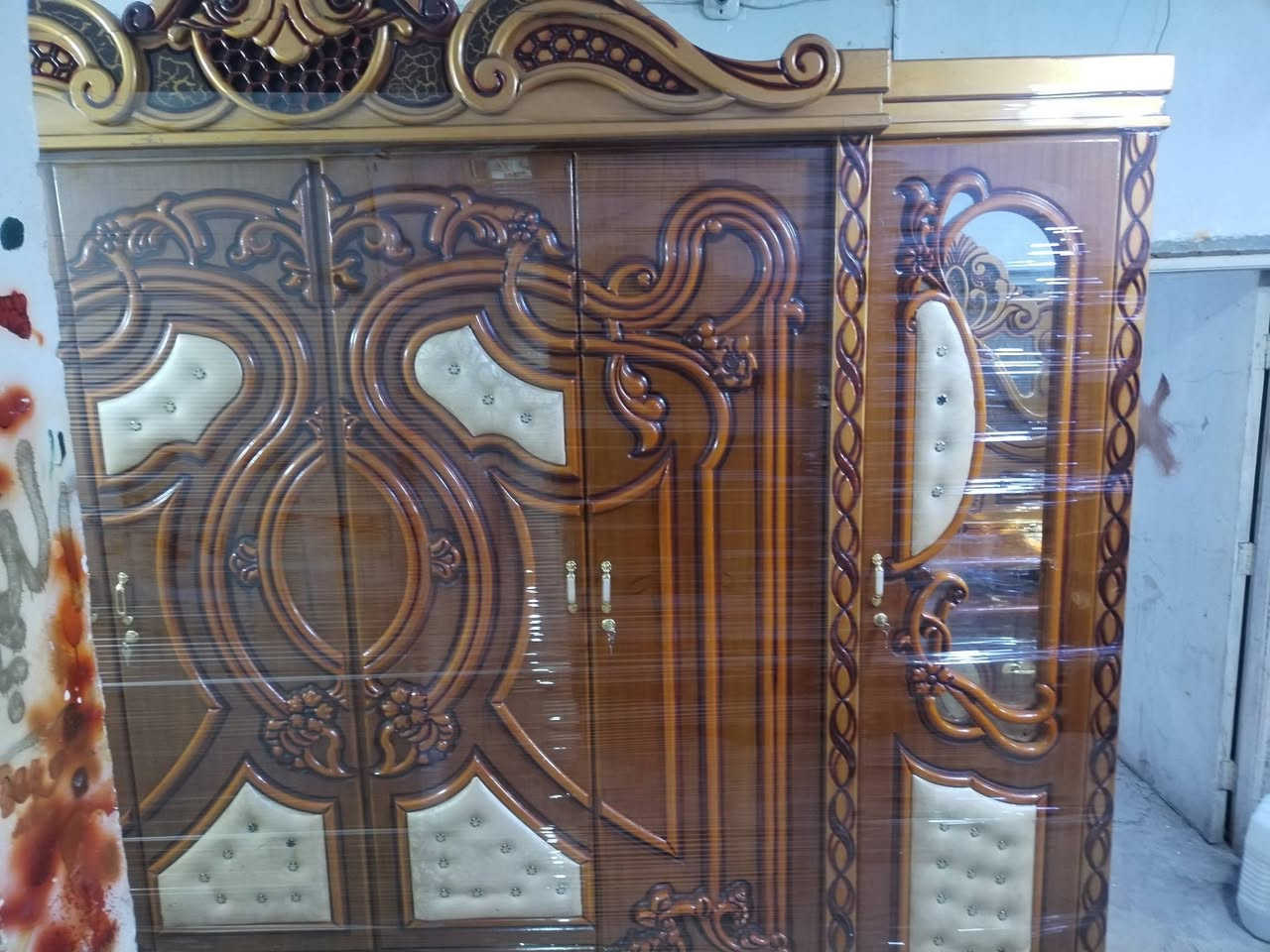 غرفة للبيع نضيفة كلش السعر 750وبيها مجال ناصرية مركز تصال***********واتساب ناصريه ز
