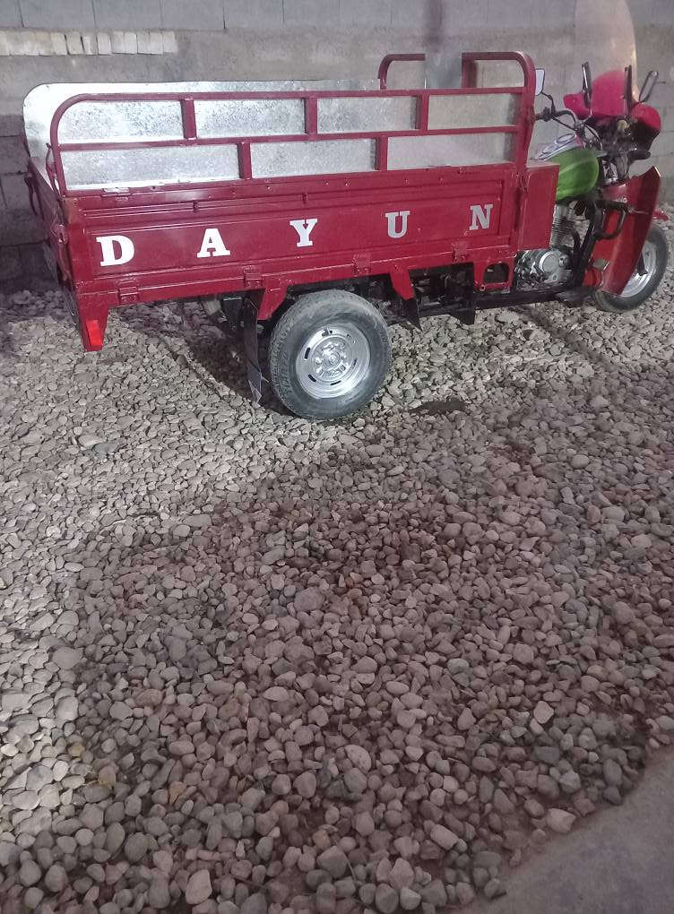 سلام عليكم ستوته لبيع موديل١٥ وراق صوليه جاهزه من كل شي نكره سلف سعر مليون   مكان العزيزية ***********
