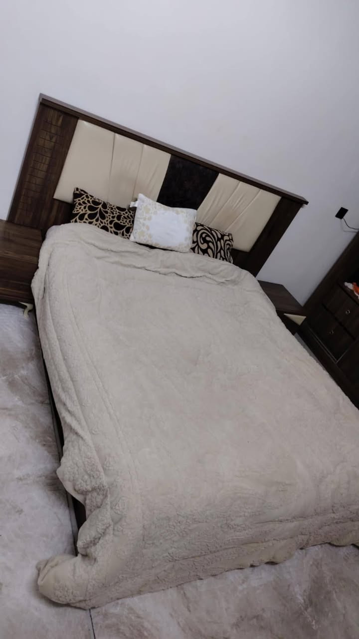 سعر.3000.***********
